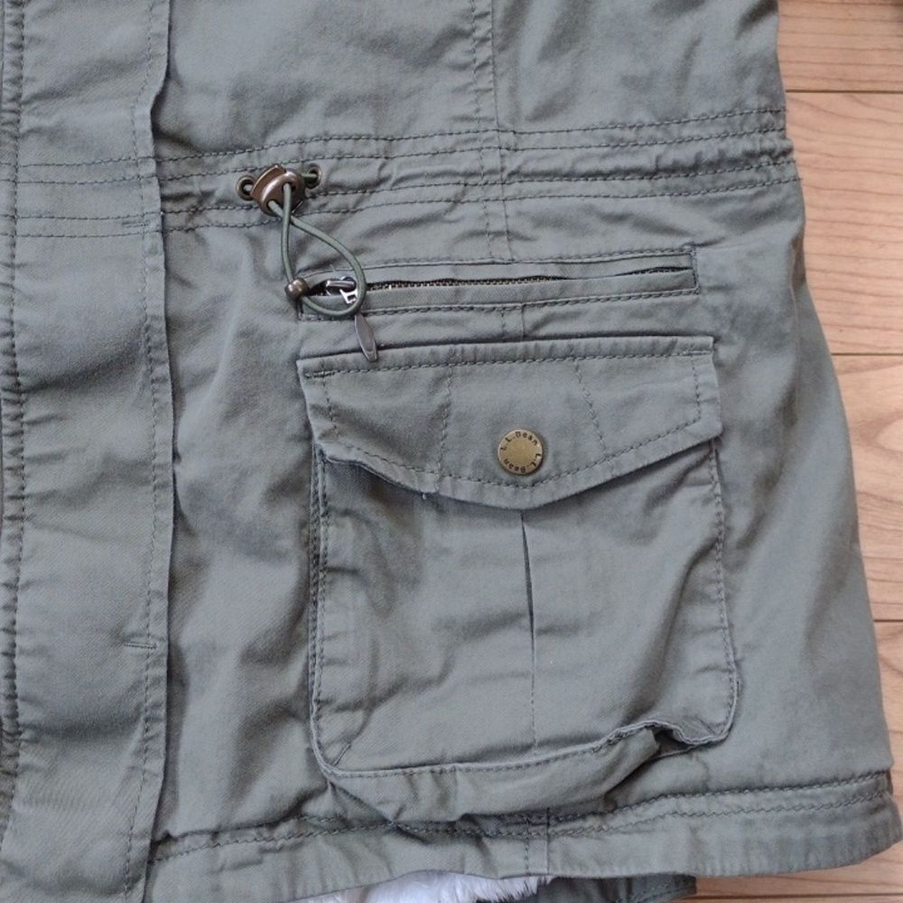 L.L. Bean Olive Green Utility Jacket with Faux Fur Lining Size Medium - Picture 5 of 12